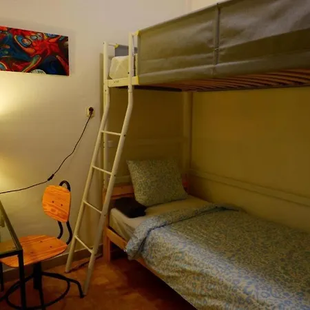 Hostel Udolni - Cerveny Kostel *