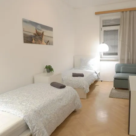 Udolni - Cerveny Kostel