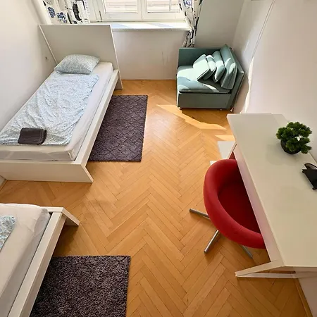 Udolni - Cerveny Kostel Ostello Brno